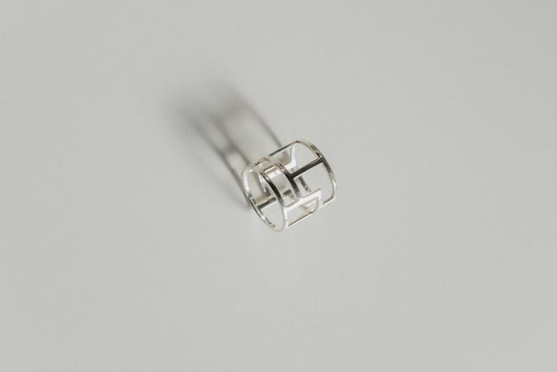 Silver smart ring on a clean white background — RingConn Gen 2